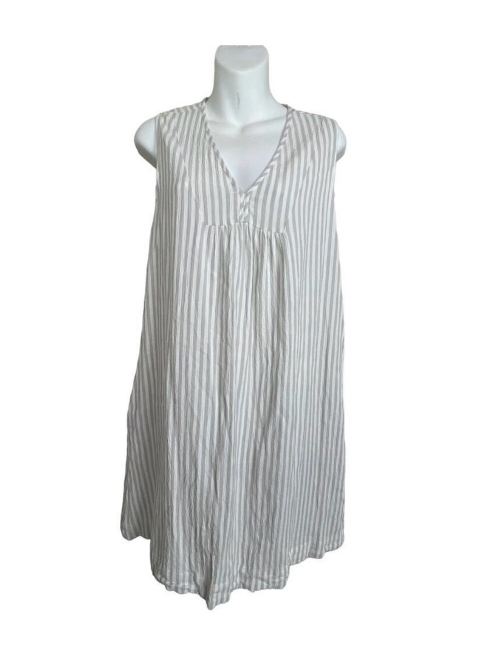 Fresh Produce Women’s M Gray‎ White Striped V-Neck Sleeveless Sheath Dress
